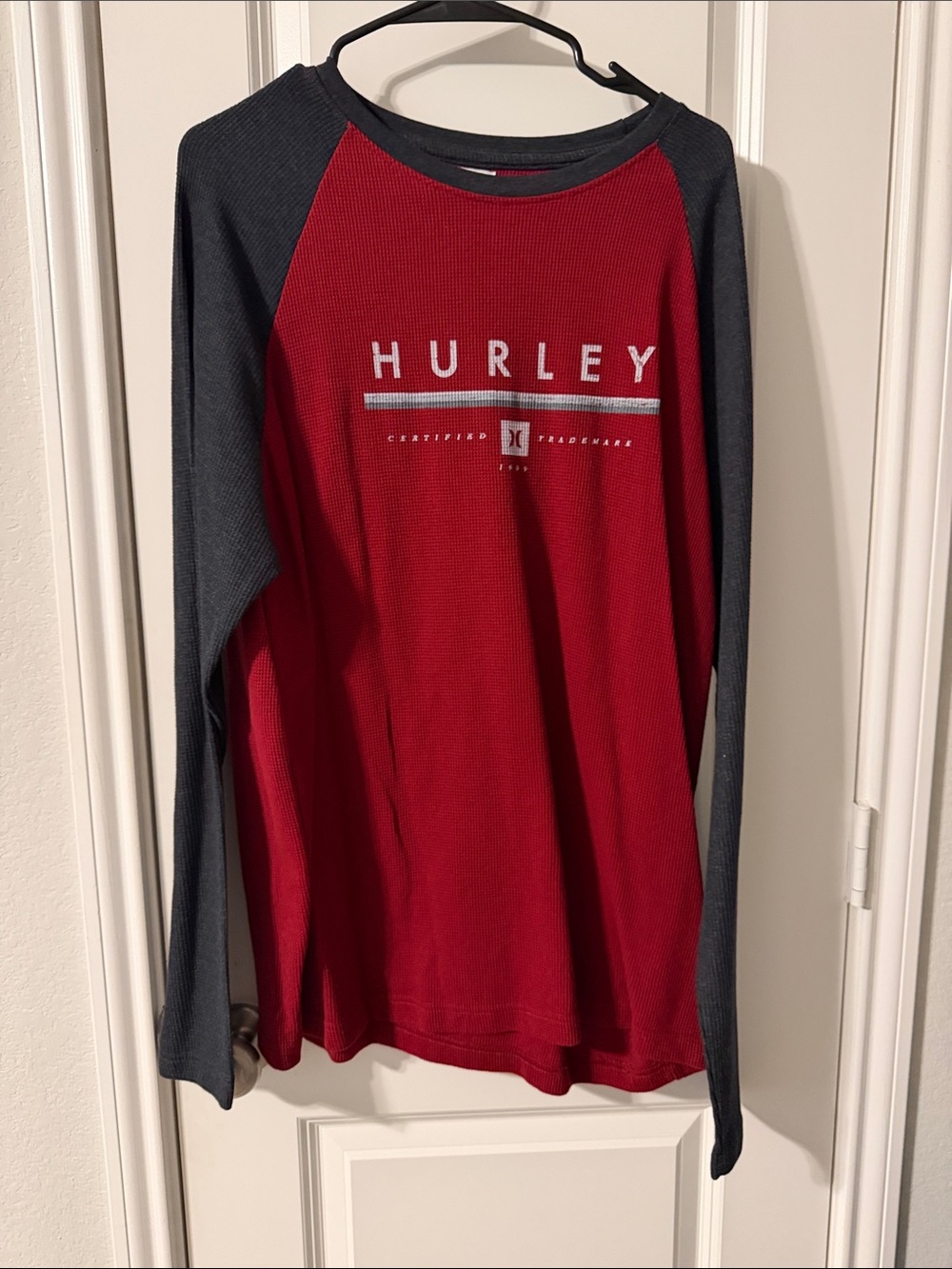 Hurley Men’s Red and Black Long Sleeve Raglan Sweater